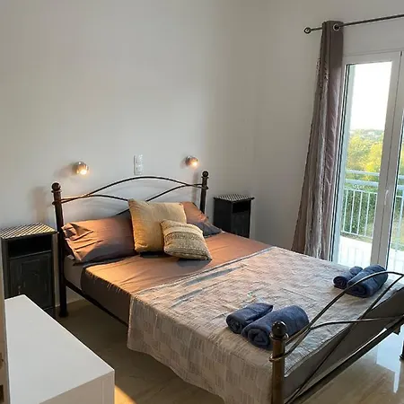 Jalna By Air Vitesse - Stunning Sea & Mountain Views With Pool - Apartment